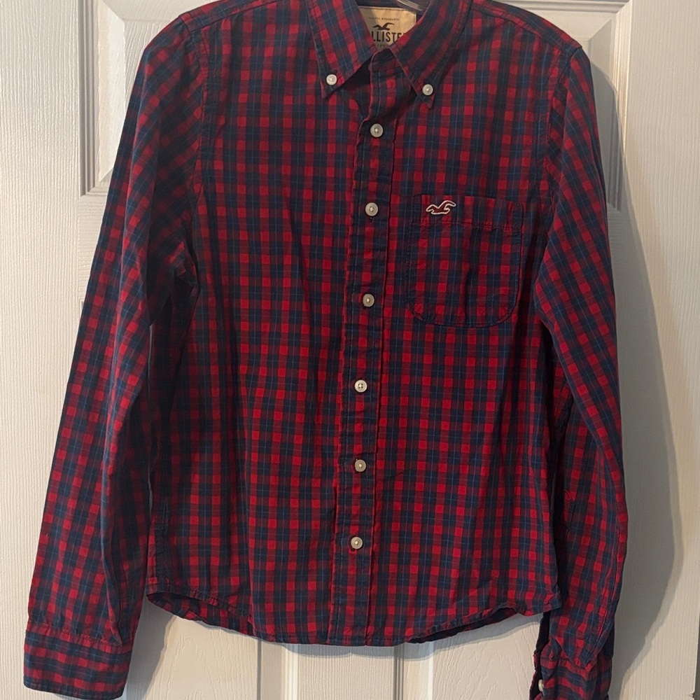 Hollister Men's Red and Navy Checkered Shirt